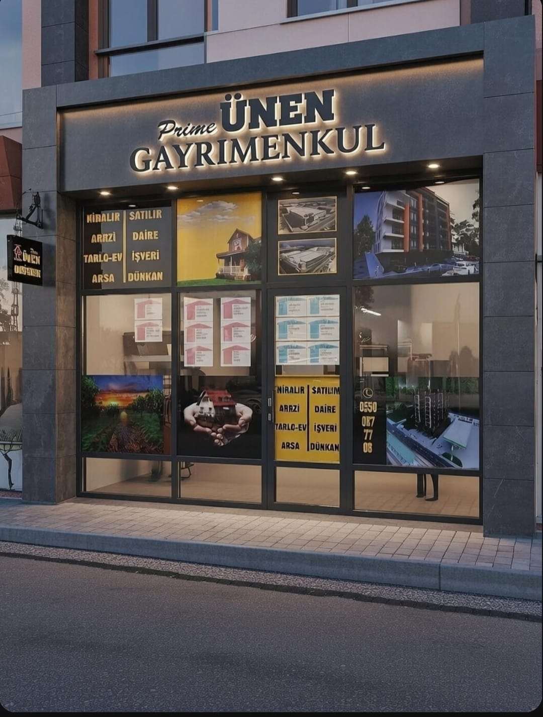 Prime Ünen Gayrimenkul ofis vitrini — Yıldırım Bursa